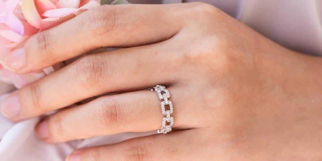 Wedding Bands: How Do I Turn Them into A Statement Piece?