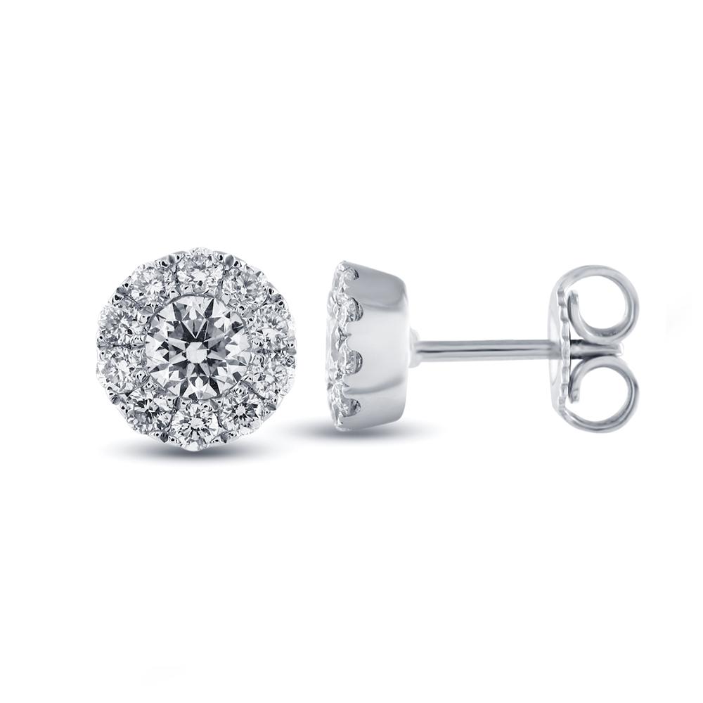 Diamond Stud Earrings in Malaysia — Timeless Elegance Under RM2,000