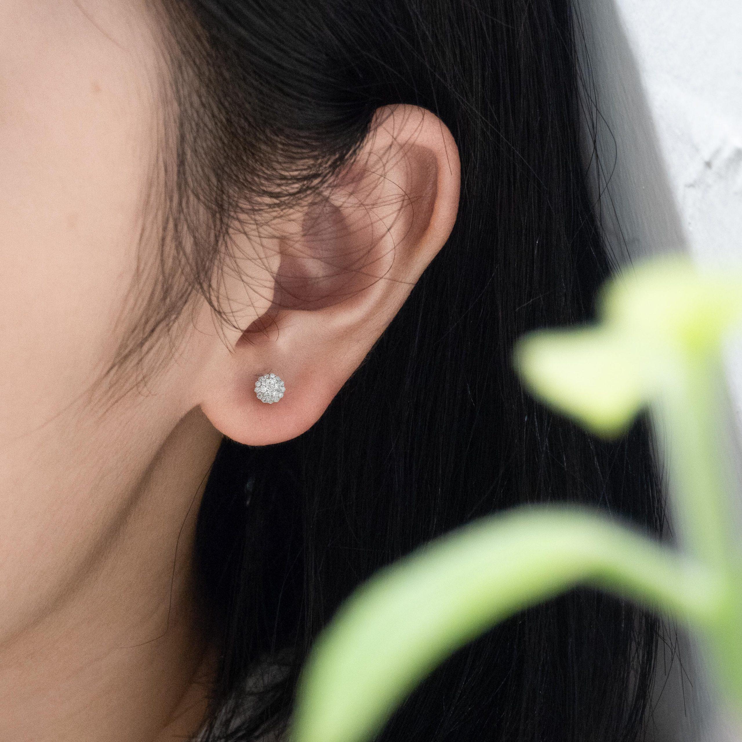 Diamond Studs Size Guide for Asian Women