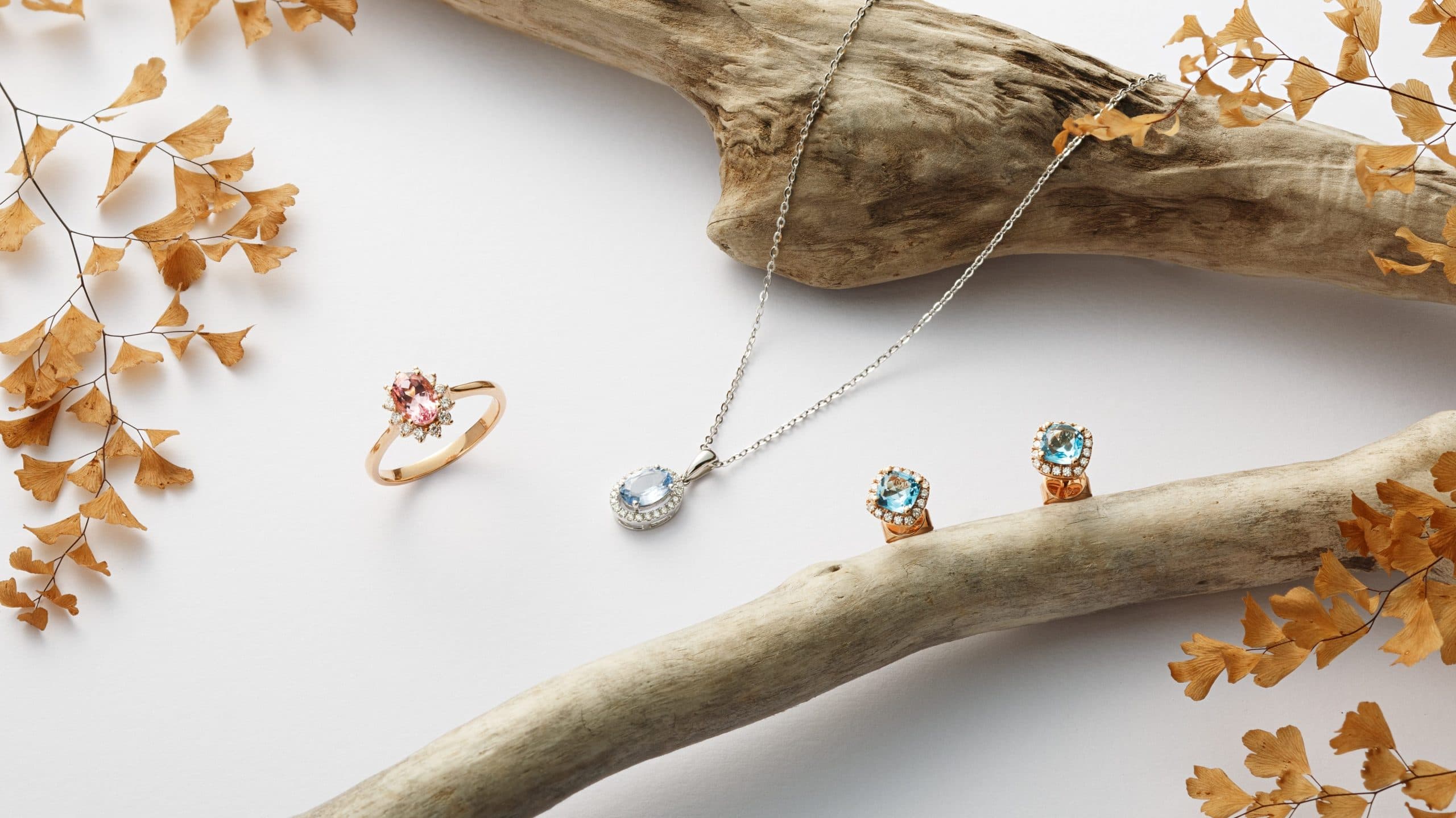 Jewelry Collection Singapore: How to Pick the Appropriate Jewelry for Any Event