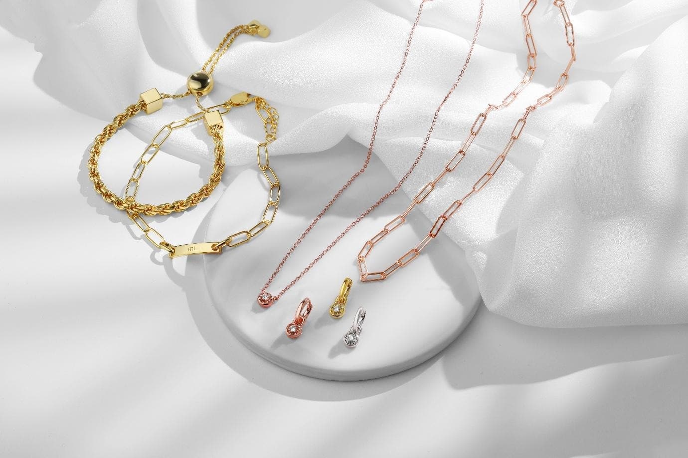 How to Care for Your Gemstone Rings in Malaysia’s Climate