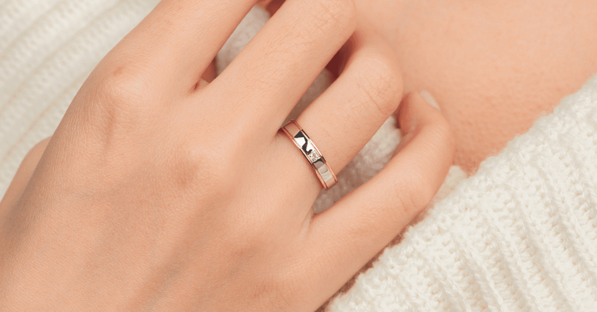 Comfort Fit Classic Wedding Bands in Malaysia: Perfect for Everyday Wear