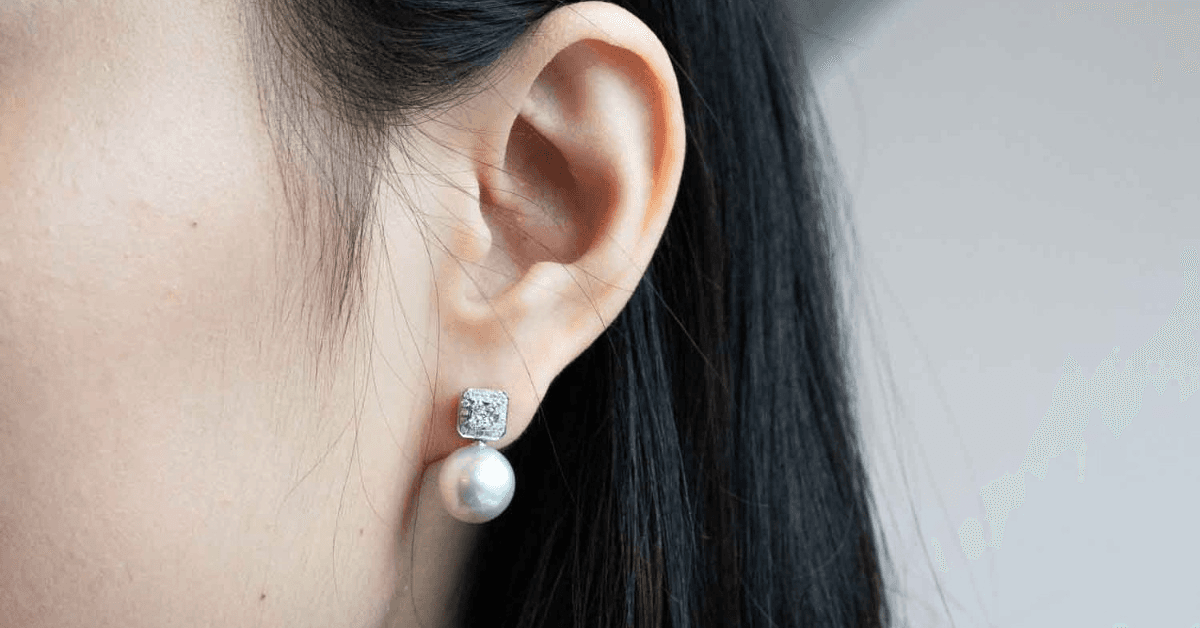 Pearl Earrings to Diamond Studs: Top Trending Earrings in Singapore for 2025