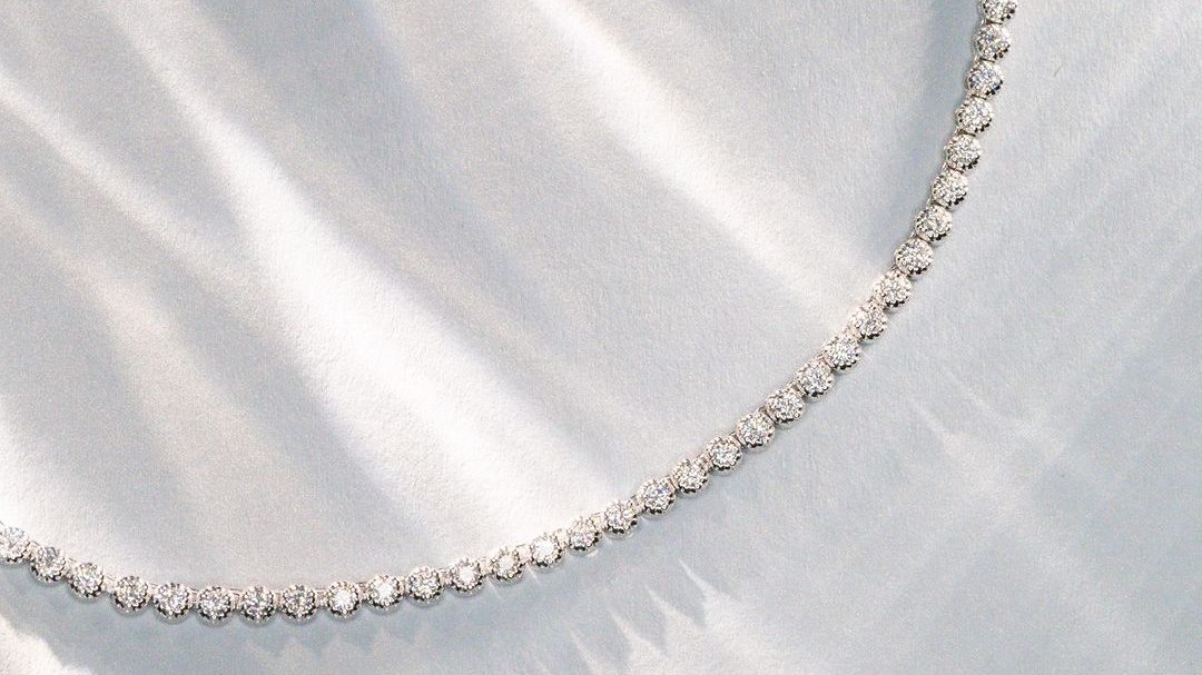 Diamond Necklaces For Your New Year's Eve Look 